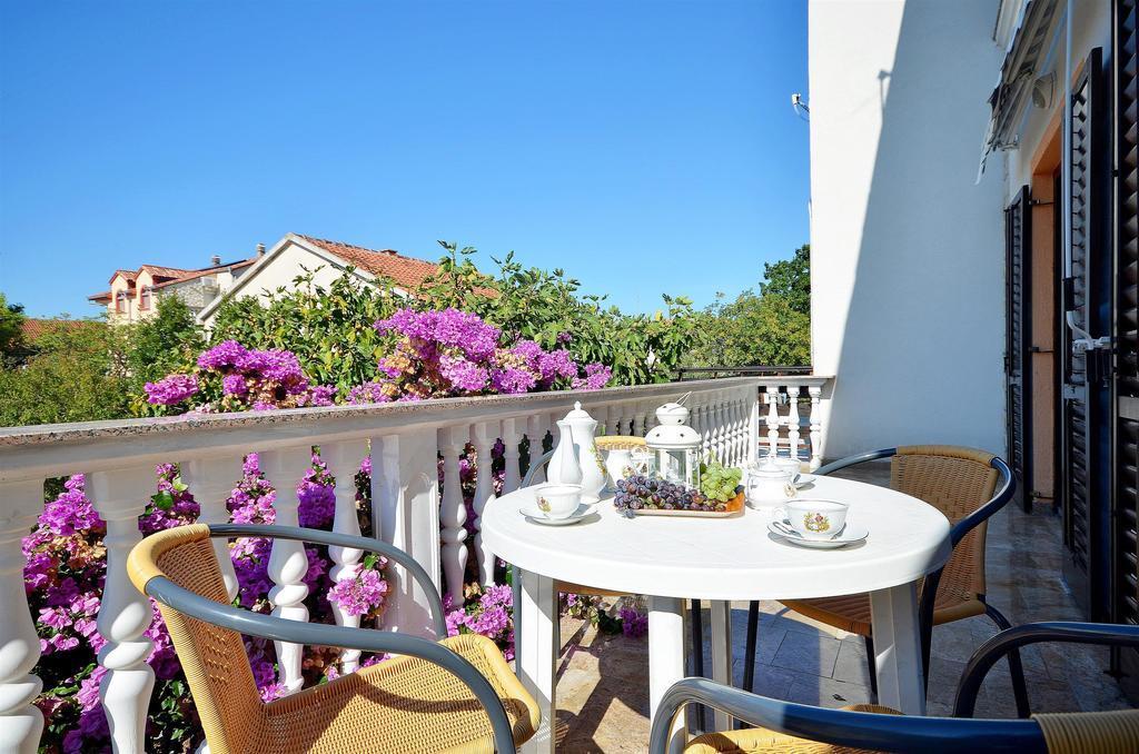 Apartments Miljenka Vodice Exterior foto